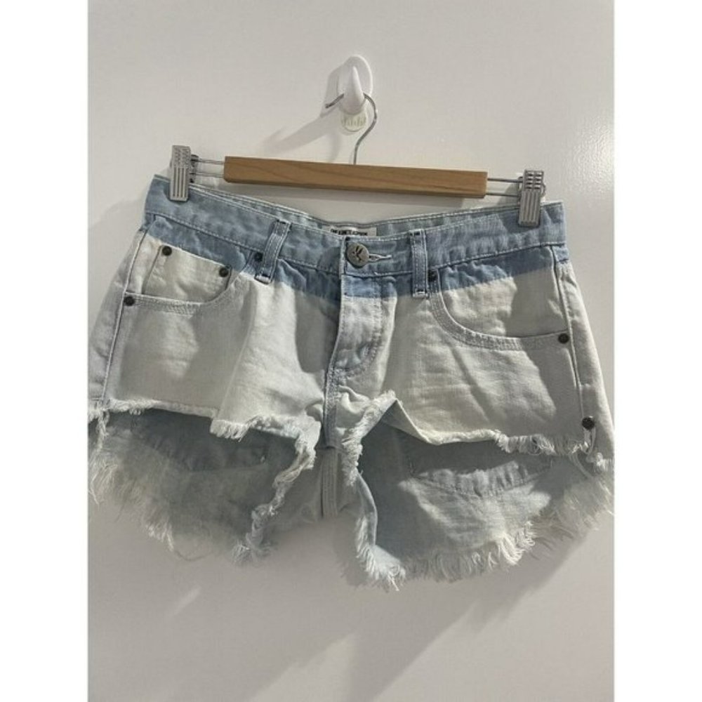 One Teaspoon Bonitas Low Waist Medium Rise Raw Curved Hem Size 26 Button Fly - Picture 3 of 8